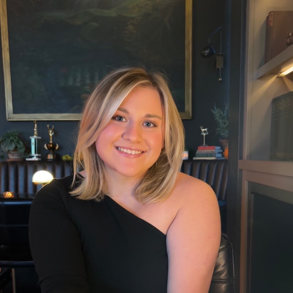 Meet your Posher, Hayley